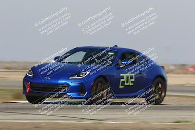 media/Nov-10-2025-Private Event (Mon) [[7fd464aee1]]/Novice/Session 1 (Sweeper)/